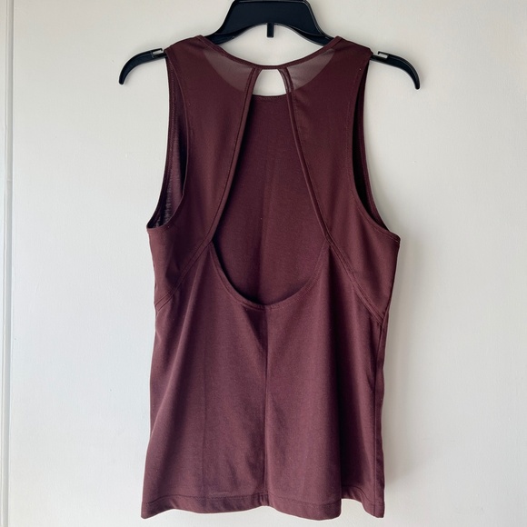 Nike Dri-fit Mesh Tank Top - Picture 2 of 4